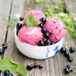 Glace au cassis maison